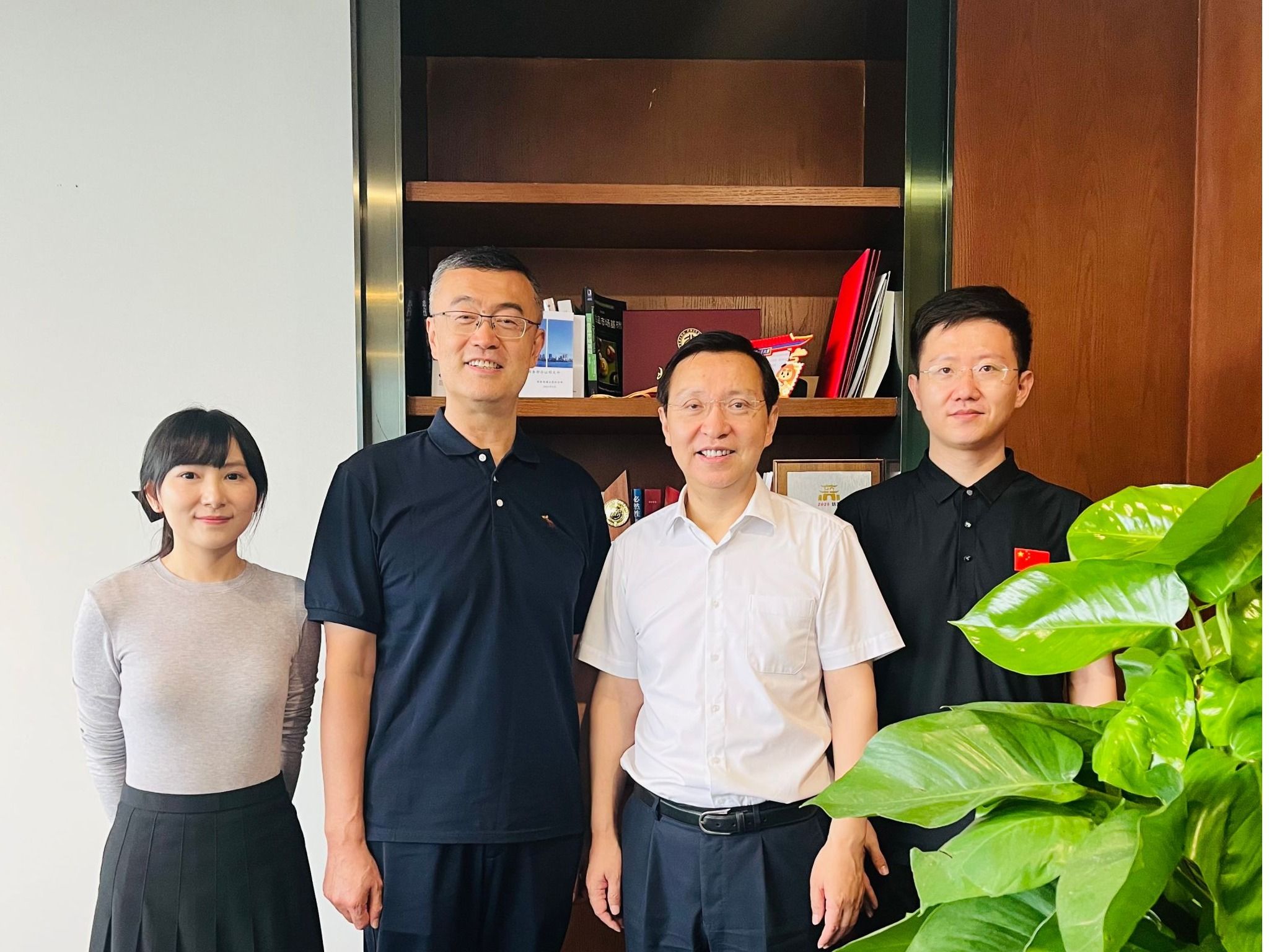 深化产教融合 拓展就业渠道｜工商管理学院赴通威新能源开展访企拓岗专项交流