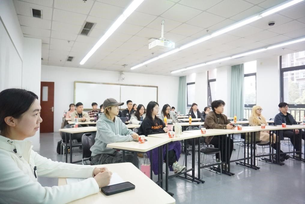 中法文化季丨首期“南特轻会谈”主题分享会圆满落幕